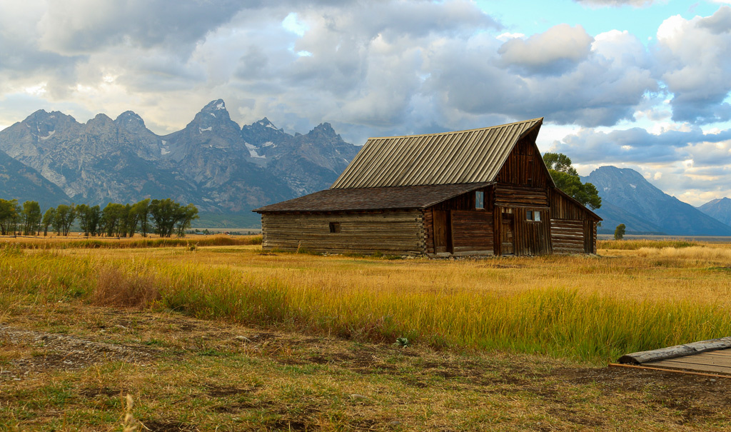 Moulton Barn